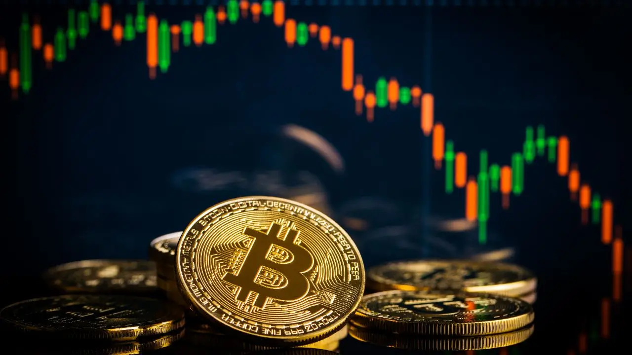 Bitcoin plunges to $104,782 as President Trump escalates US-China trade war