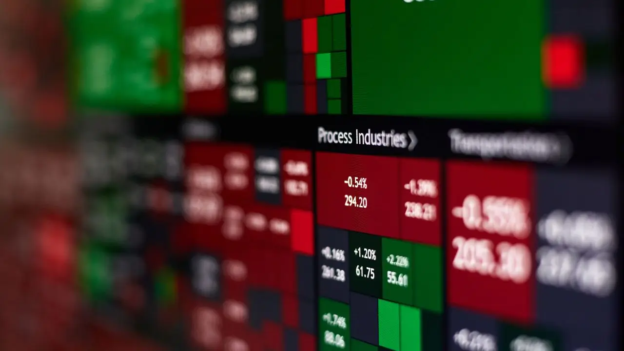 Dow Jones drops 500 points after new trade moves from China