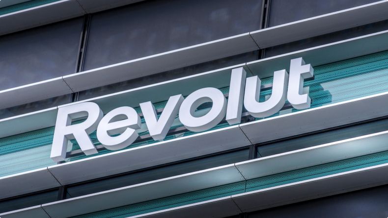 everything-you-need-to-know-revolut-ipo.jpg
