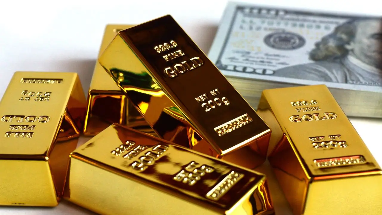 Gold Price Forecast for October 13, 2025: Cooling Down After a Record Rally – Will SJC Gold Decline?