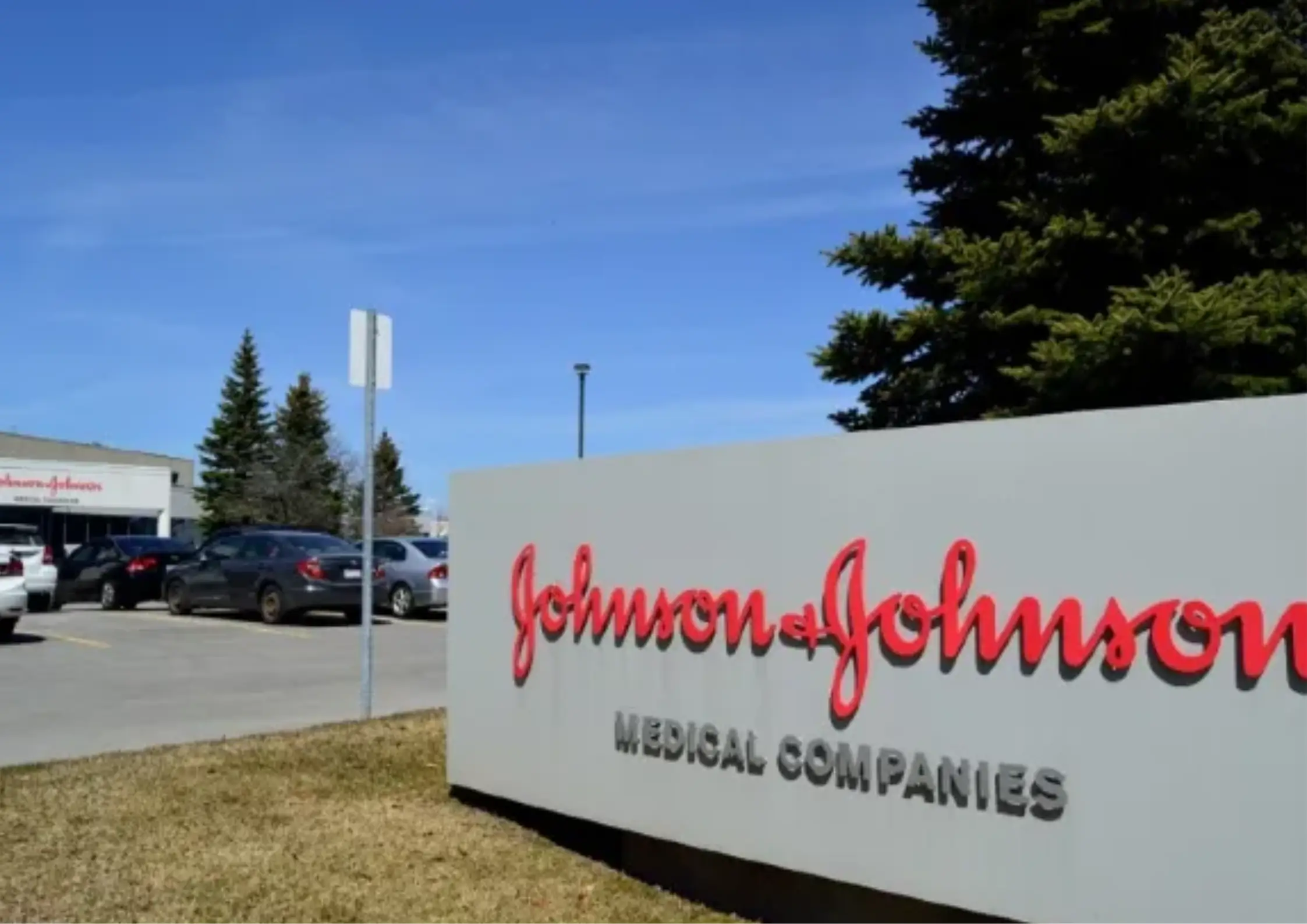 Johnson & Johnson: Cơ hội vàng cho nhà đầu tư dài hạn trong tháng 8