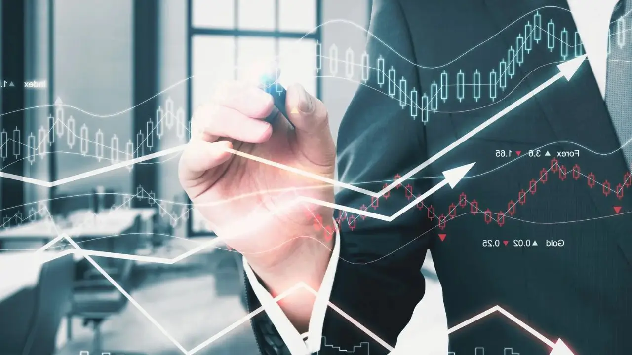 Navigating the Storm: 6 Essential Tips for Investing in International Stocks in Today's Volatile Economy
