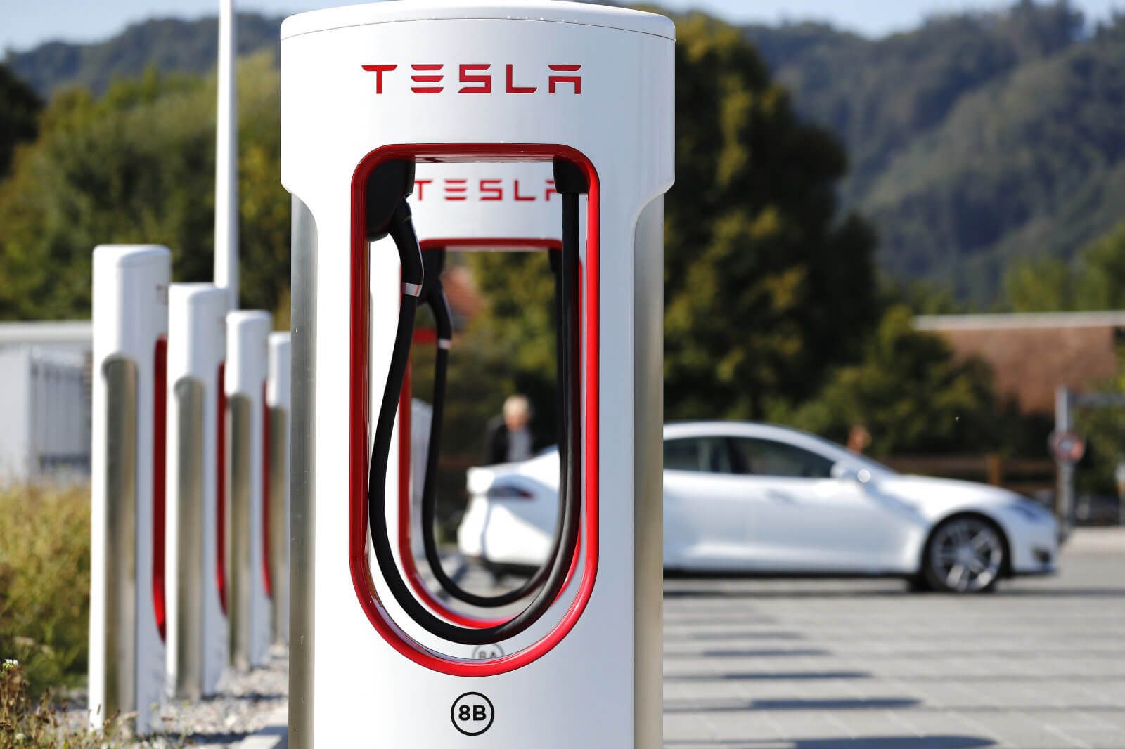tesla-supercharger-120kW.jpeg